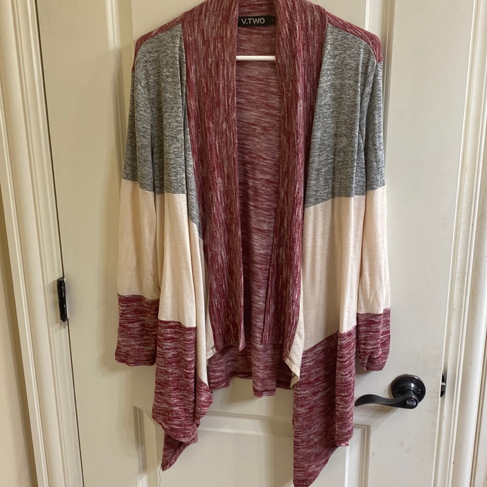 V..TWO women’s cardigan size large